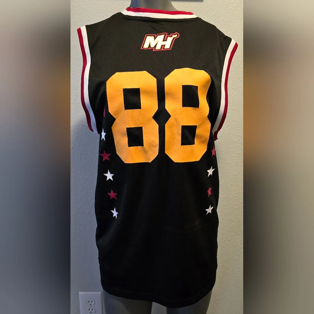 NBA Miami Heat #88 Jersey Size Medium Mens Ultra Game